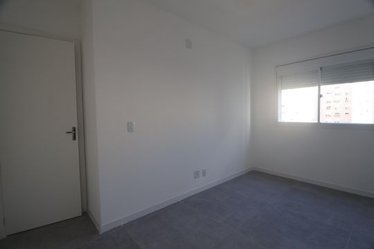 Quarto 2 de apartamento para alugar com 2 quartos, 51m² em Fátima, Canoas