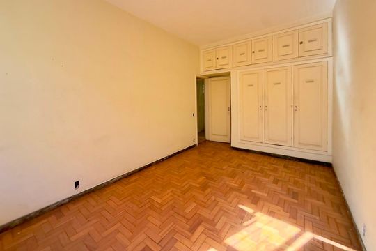 Casa à venda com 4 quartos, 360m² em Carmo, Belo Horizonte