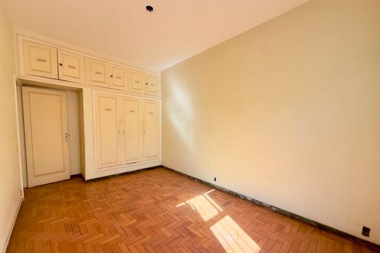 Casa à venda com 4 quartos, 360m² em Carmo, Belo Horizonte