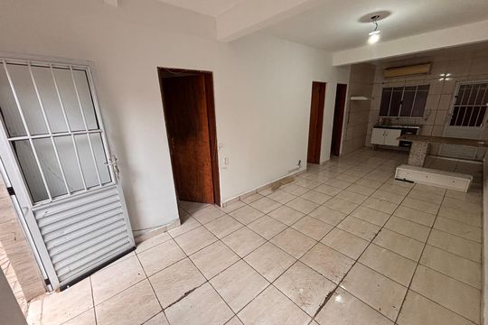 Casa de Condomínio para alugar com 2 quartos, 40m² em Suissa, Ribeirão Pires
