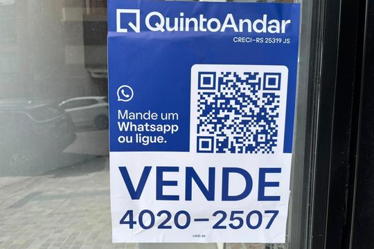 Placa de apartamento à venda com 2 quartos, 92m² em Petrópolis, Porto Alegre