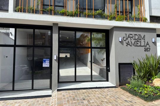 Fachada de apartamento à venda com 2 quartos, 92m² em Petrópolis, Porto Alegre