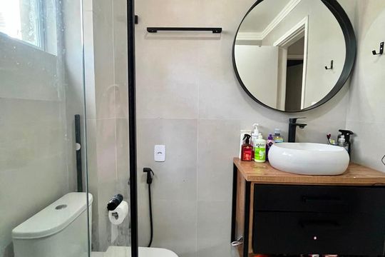 Banheiro de apartamento à venda com 3 quartos, 70m² em Jardim Baroneza, Campinas