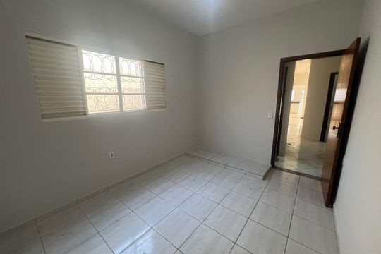 Quarto de casa para alugar com 3 quartos, 135m² em Nova Uberlândia, Uberlândia