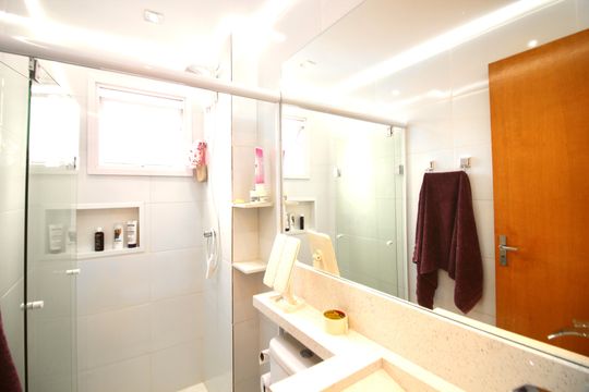 Banheiro  de apartamento à venda com 2 quartos, 35m² em Cidade Patriarca, São Paulo