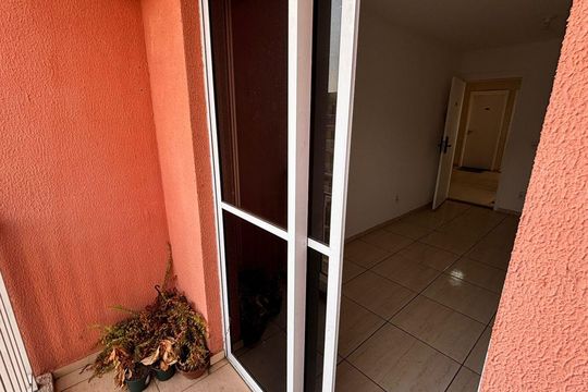 Sacada de apartamento para alugar com 2 quartos, 48m² em Lajeado, Cotia