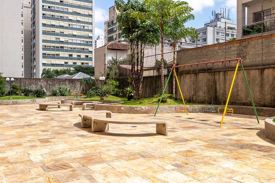 Playground de apartamento para alugar com 3 quartos, 117m² em Cerqueira César, São Paulo