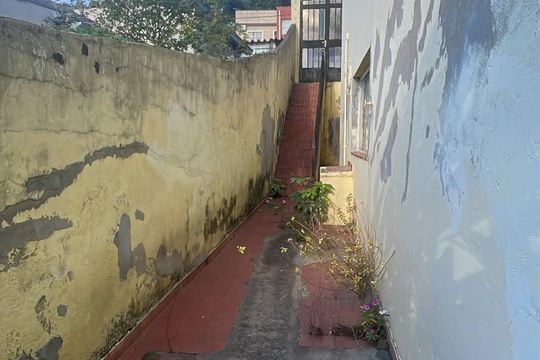 Área externa de casa à venda com 2 quartos, 145m² em Jardim Monjolo, São Paulo
