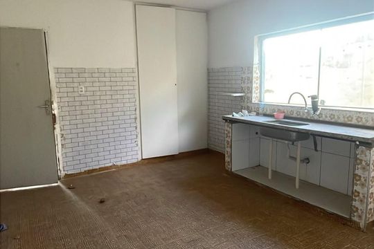Cozinha de casa à venda com 2 quartos, 145m² em Jardim Monjolo, São Paulo