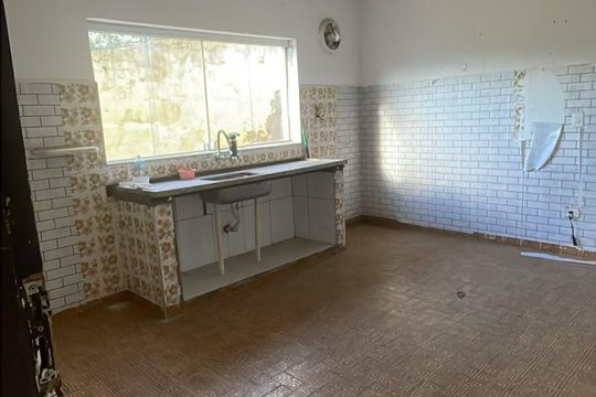 Cozinha de casa à venda com 2 quartos, 145m² em Jardim Monjolo, São Paulo