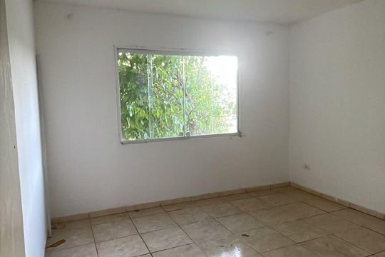 Casa à venda com 2 quartos, 145m² em Jardim Monjolo, São Paulo