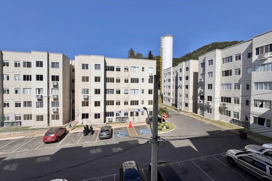 Sala - Vista de apartamento à venda com 2 quartos, 43m² em Vargem Grande, Rio de Janeiro