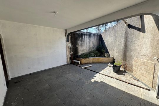 Garagem de casa para alugar com 6 quartos, 328m² em Jardim Monte Santo, Cotia