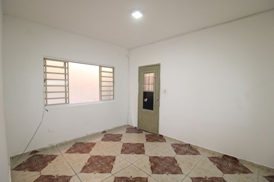 Casa para alugar com 2 quartos, 40m² em Vila Pita, São Paulo