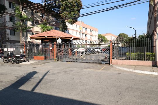 Fachada  de apartamento para alugar com 2 quartos, 95m² em Parque Residencial da Lapa, São Paulo