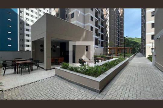 Área comum de apartamento para alugar com 2 quartos, 39m² em Usina Piratininga, São Paulo