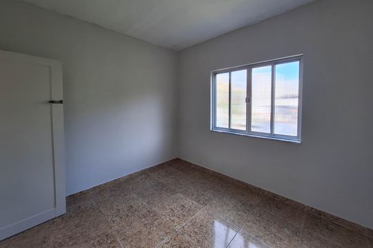 Quarto 1 de casa para alugar com 2 quartos, 100m² em Engenhoca, Niterói