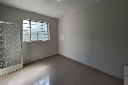 Sala  de casa para alugar com 2 quartos, 100m² em Engenhoca, Niterói