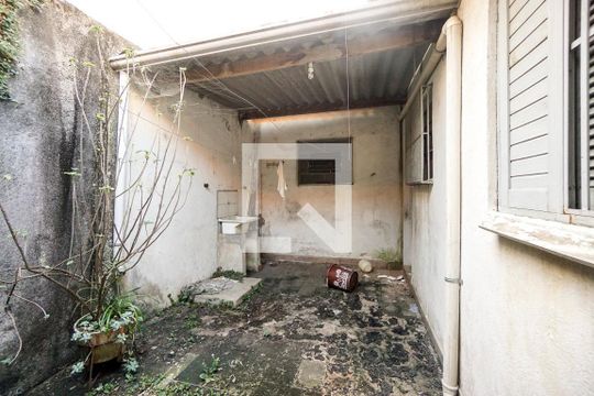 Casa à venda com 4 quartos, 180m² em Vila Fernandes, São Paulo