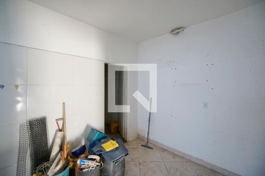 Casa à venda com 4 quartos, 180m² em Vila Fernandes, São Paulo