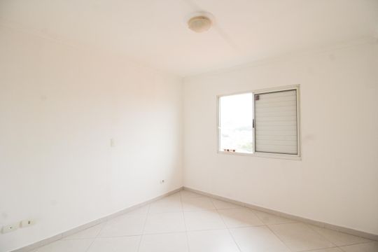Quarto 3 de casa para alugar com 3 quartos, 255m² em Vila Nossa Senhora do Retiro, São Paulo