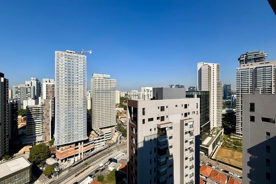 Vista  de apartamento para alugar com 2 quartos, 70m² em Jardim das Acacias, São Paulo