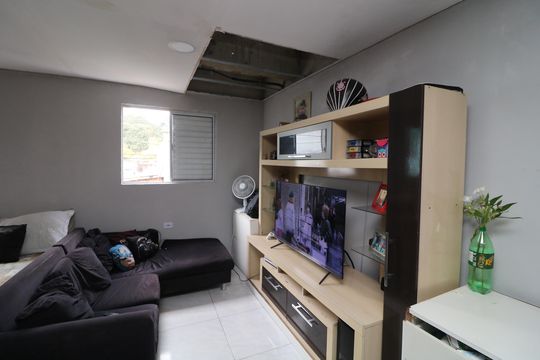 Casa à venda com 1 quarto, 100m² em Jardim Santa Teresinha, São Paulo