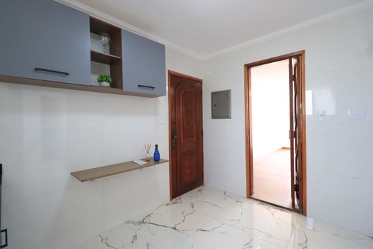 Cozinha de apartamento para alugar com 3 quartos, 76m² em Vila Esperança, São Paulo