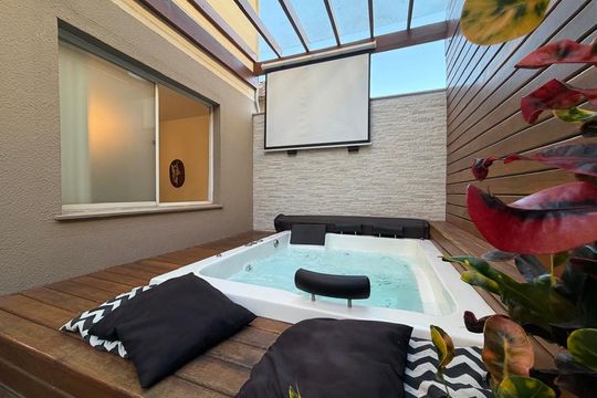 ofurô de casa de condomínio à venda com 4 quartos, 250m² em Buritis, Belo Horizonte