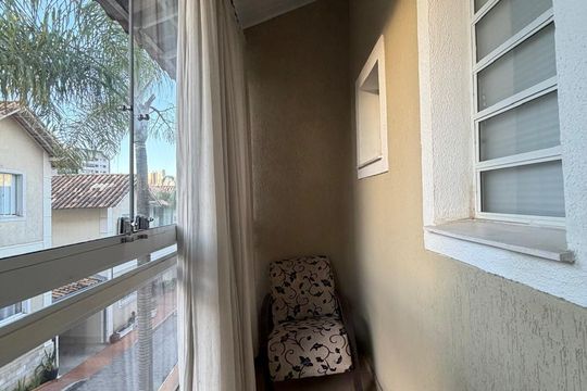 varanda de casa de condomínio à venda com 4 quartos, 250m² em Buritis, Belo Horizonte
