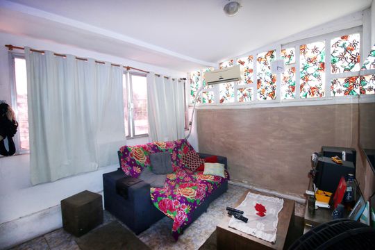 Casa à venda com 2 quartos, 300m² em Penha Circular, Rio de Janeiro