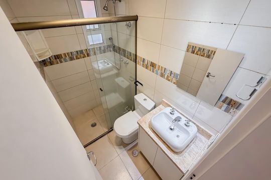 Banheiro Corredor de apartamento à venda com 3 quartos, 63m² em Cambuci, São Paulo