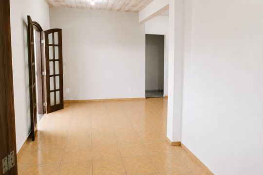 Casa para alugar com 2 quartos, 80m² em Estrada da Sauda, Petrópolis