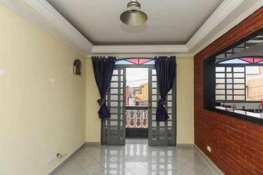 Casa para alugar com 3 quartos, 250m² em Vila Rica, São Paulo