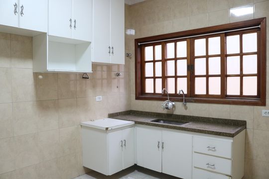 Cozinha de casa para alugar com 4 quartos, 250m² em Vila Romana, São Paulo