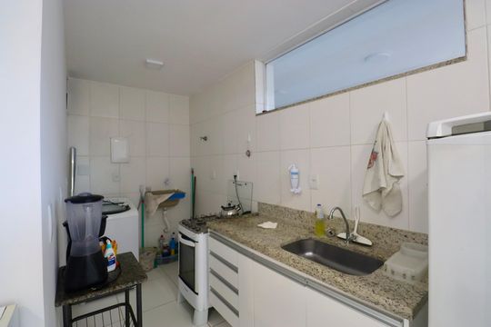 Cozinha de apartamento para alugar com 1 quarto, 67m² em Praia do Flamengo, Salvador