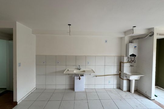 Cozinha de apartamento para alugar com 2 quartos, 54m² em Roselândia, Cotia