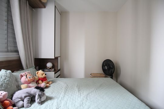 Suíte  de apartamento à venda com 2 quartos, 64m² em Jardim Caboré, São Paulo