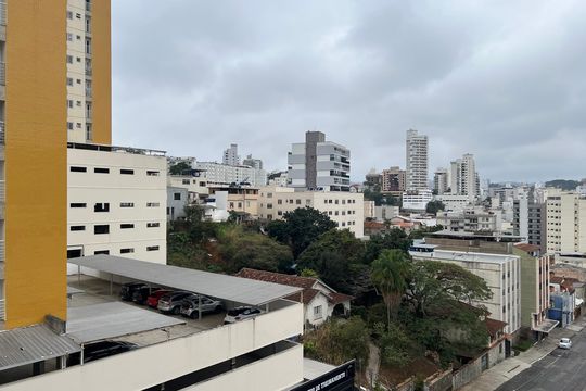 Vista do Quarto de apartamento para alugar com 1 quarto, 55m² em São Mateus, Juiz de Fora