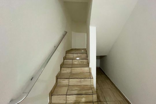 Sala/Cozinha de casa para alugar com 1 quarto, 55m² em Vila Zat, São Paulo