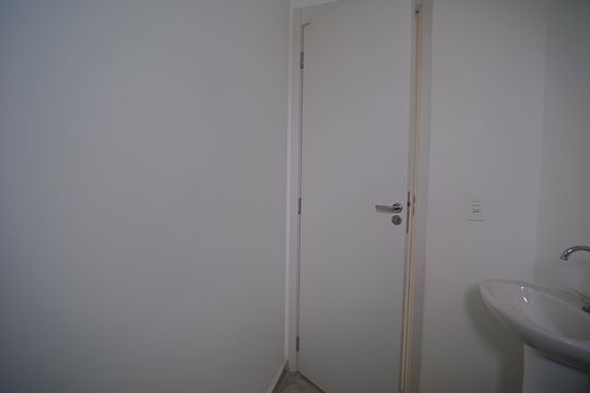 Banheiro de apartamento para alugar com 2 quartos, 42m² em Cidade Antônio Estêvão de Carvalho, São Paulo