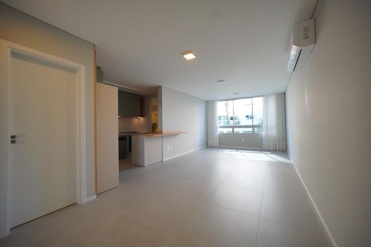 Apartamento para alugar com 3 quartos, 140m² em Capoeiras, Florianópolis
