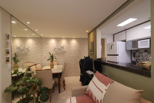 Sala de apartamento à venda com 2 quartos, 50m² em Vila Homero Thon, Santo André