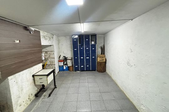 Garagem de casa à venda com 3 quartos, 370m² em Vila Leopoldina, Santo André
