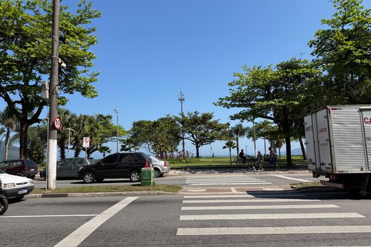 Vista da Rua de apartamento para alugar com 1 quarto, 40m² em Embaré, Santos