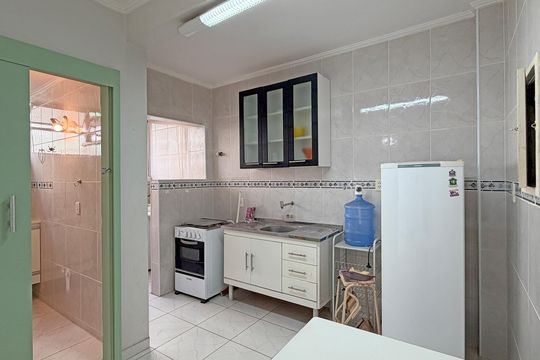 Cozinha e Área de Serviço de apartamento para alugar com 1 quarto, 40m² em Embaré, Santos