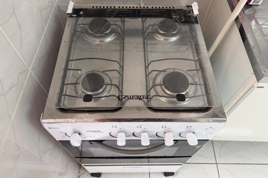 Cozinha e Área de Serviço de apartamento para alugar com 1 quarto, 40m² em Embaré, Santos