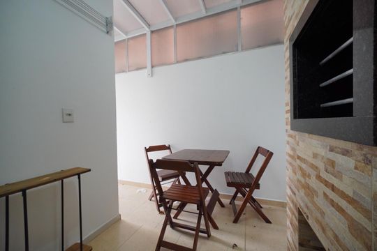 Churrasqueira de apartamento para alugar com 1 quarto, 50m² em Ingleses do Rio Vermelho, Florianópolis