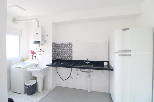 Cozinha de apartamento à venda com 2 quartos, 38m² em Vila dos Andradas, São Paulo