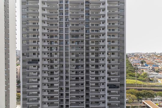 Vista Quarto 1 de apartamento para alugar com 2 quartos, 42m² em Vila Guilhermina, São Paulo